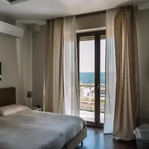 Hotei Bed & Breakfast Aeroporto di Catania Fontana Rossa