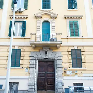 The Right Place - Roma
